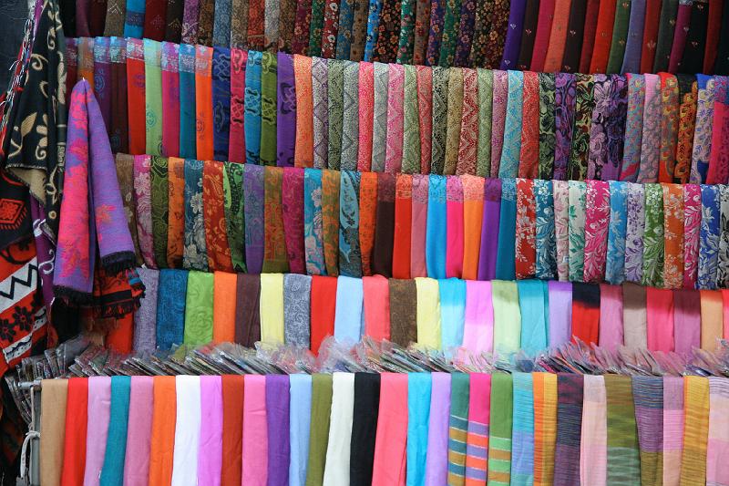 EPV0047.JPG - COLOR SPLASH - LHASA