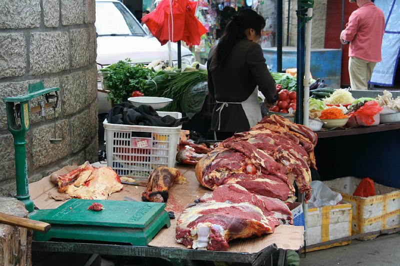 EPV0058.JPG - DINNER ANYONE?  YAK MEAT - LHASA