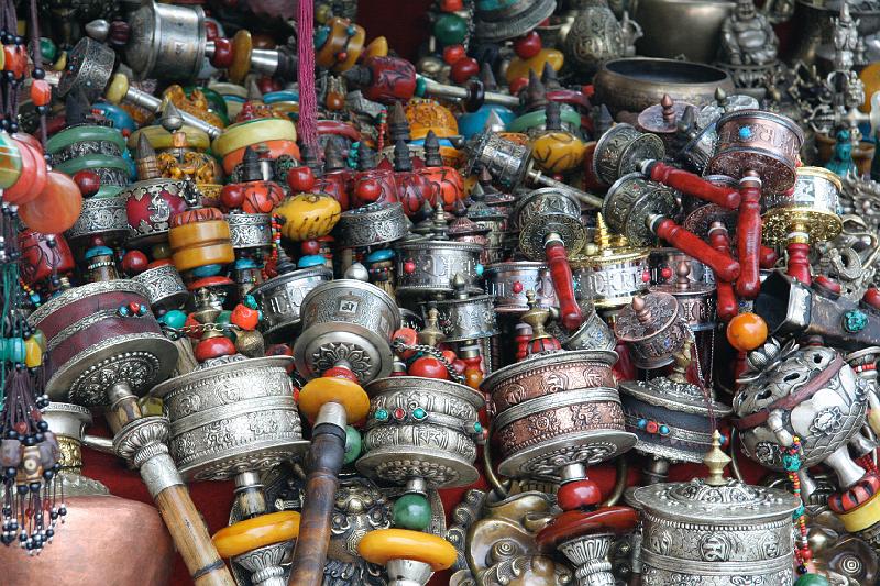 EPV0107.JPG - PRAYER WHEELS IN BARKHOR (OLD MARKET)  -  LHASA