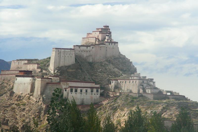 EPV0254-edited-1.jpg - FORTRESS - GYANTSE