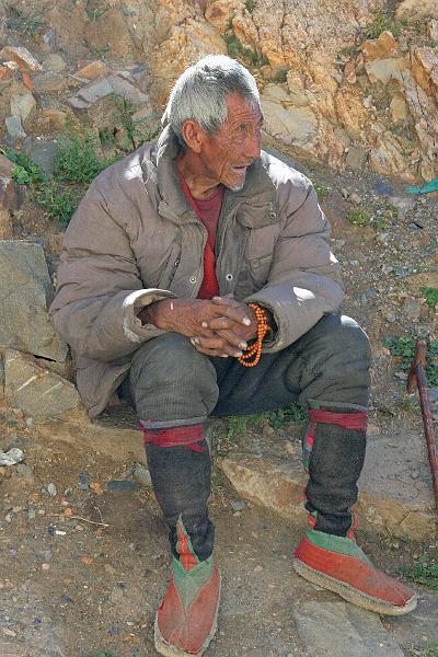 EPV0273-edited-1.jpg - THE OLD MONK - GYANTSE HERMITAGE MONASTERY