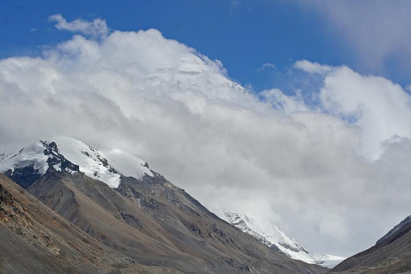 EPV0313-edited-1.jpg - A FLEETING VIEW OF THE SUMMIT IN CLOUDS - RONGBUK