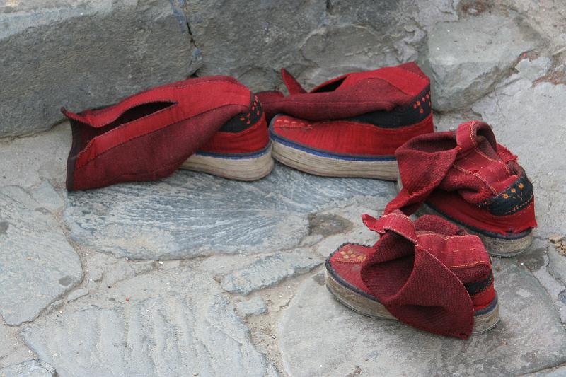 EPV0392-edited-1.jpg - MONK SHOES - TASHILUMPO MONASTERY, SHIGATSE