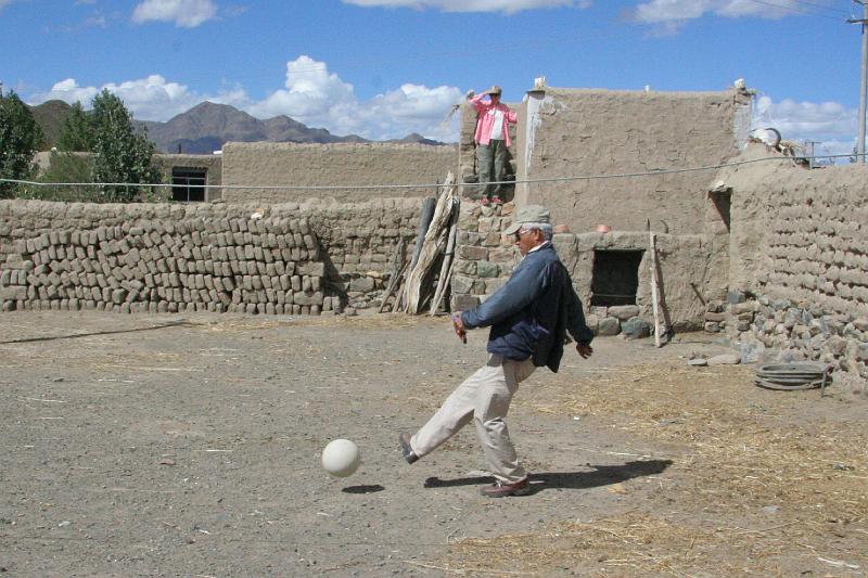 EPV0428-edited-1.jpg - YAM SHOWS ANOTHER SKILL  - NEAR SHIGATSE