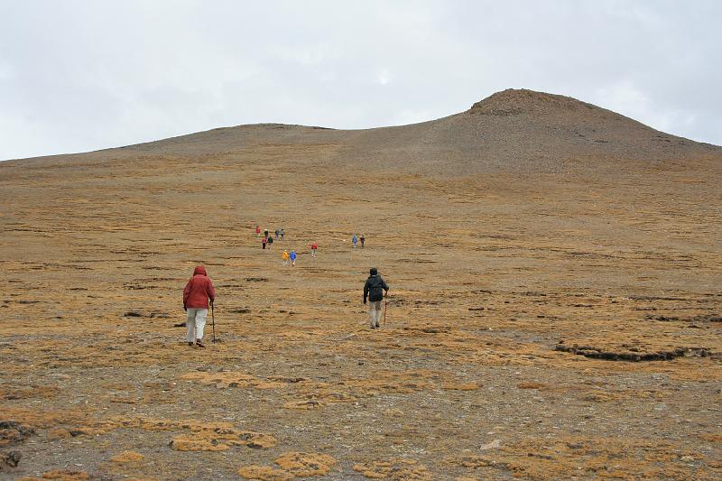 EPV0449.JPG - ON TO THE SUMMIT - 17,600 FEET - LAKPA PASS
