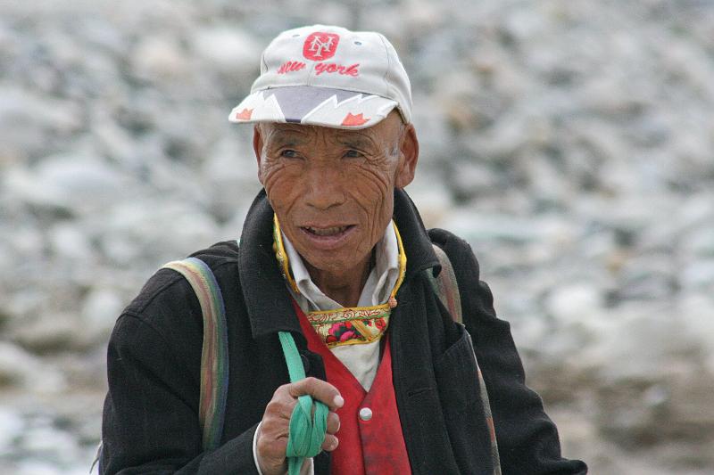 EPV0527-edited-1.jpg - "ARE YOU A YANKEE FAN TOO?"