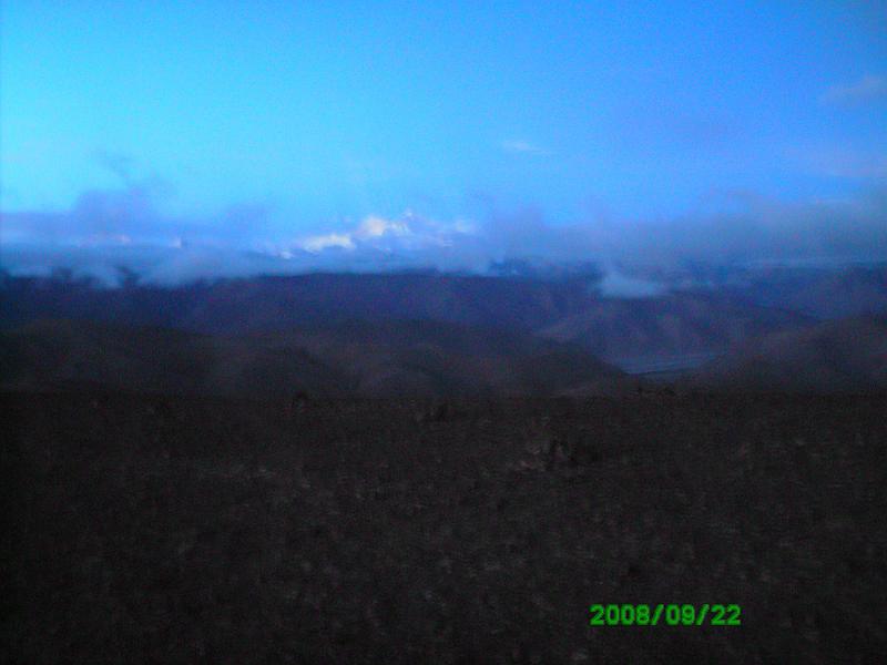 PICT0005.JPG - Waiting to see Mt. Everest to the South