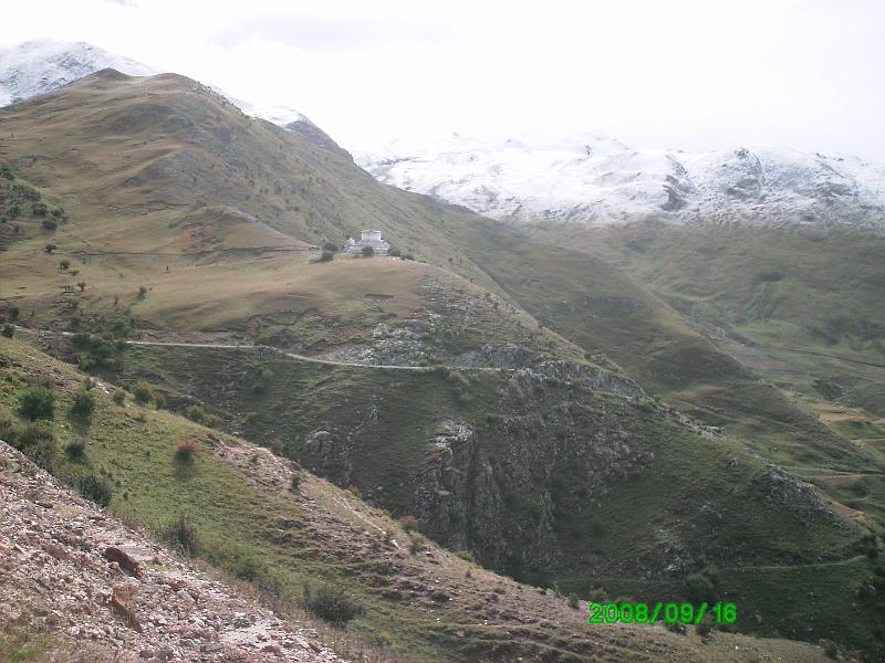 PICT0019.JPG - Only up or down