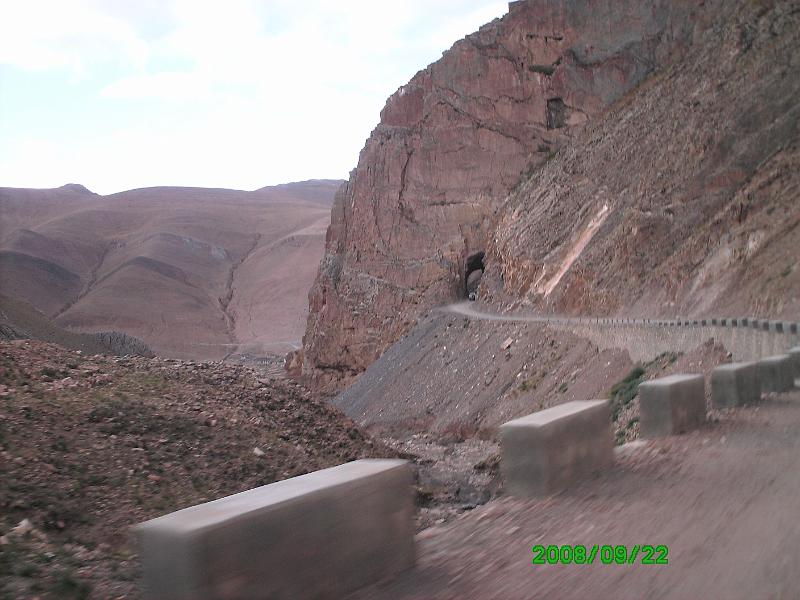 PICT00221.JPG - A winding road