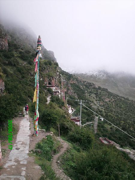 PICT0037.JPG - No front balcony