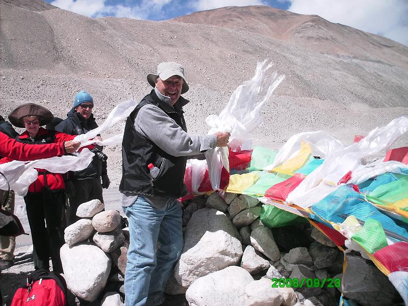 PICT0046.JPG - I placed sutra streamers for my departed family members at 17,200 ft--Rombuk Glacier, Mt Everest, Tibet