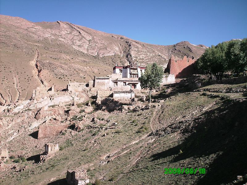 PICT0115.JPG - notice the effects of erosion