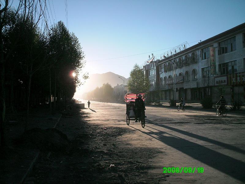 PICT0143.JPG - Good Morning Gyantze