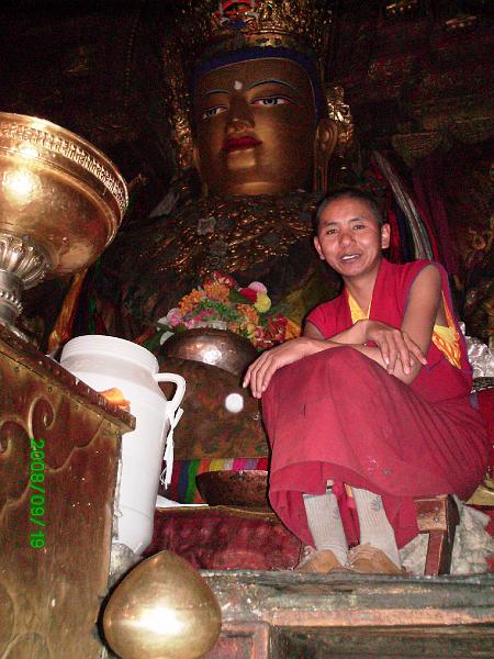 PICT0173.JPG - Nice friendly Monk