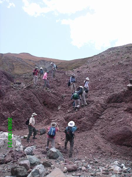 PICT0214.JPG - helpful hands for soft rock